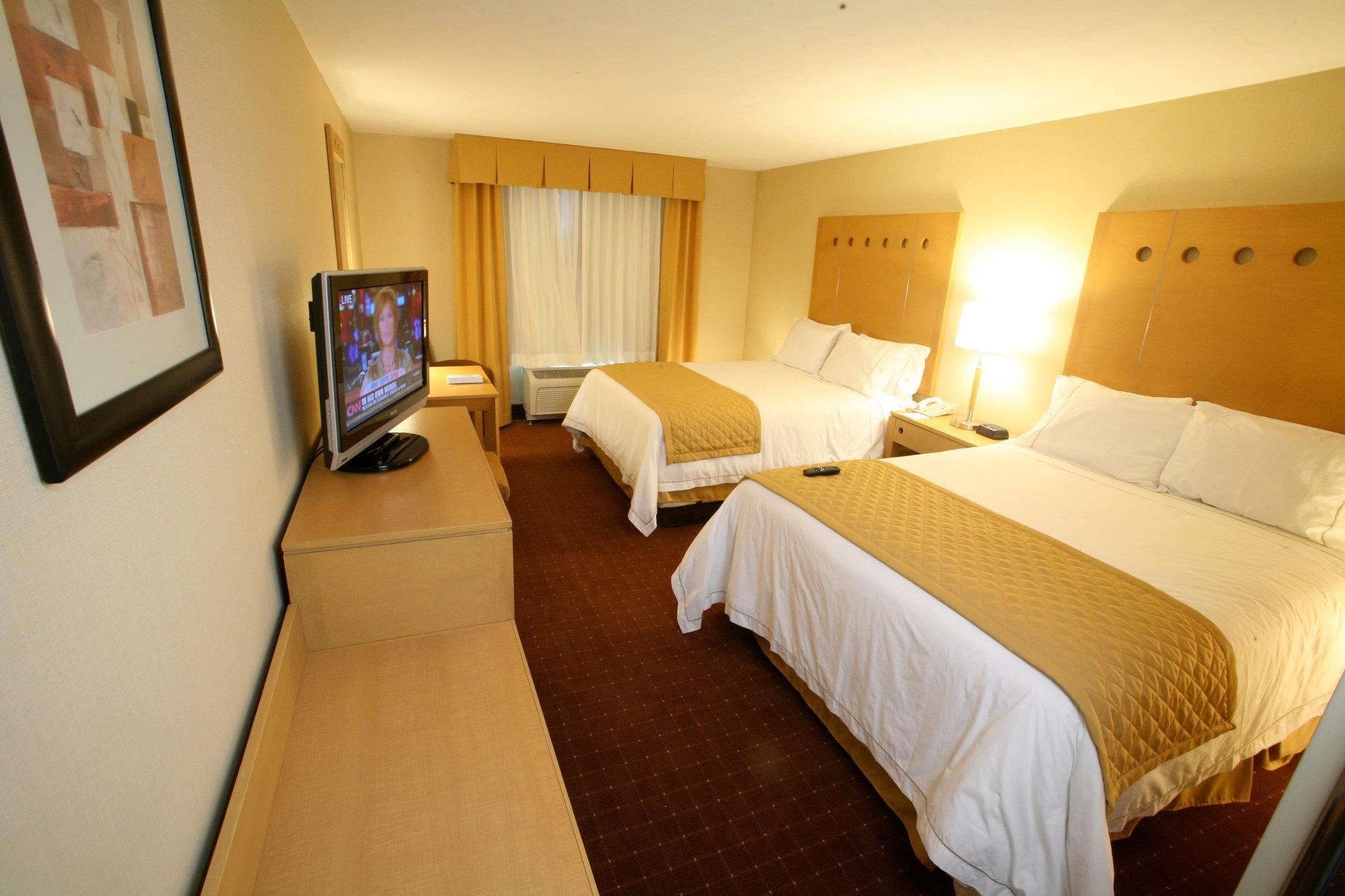 Holiday Inn Express Saltillo Zona Aeropuerto By Ihg Екстер'єр фото