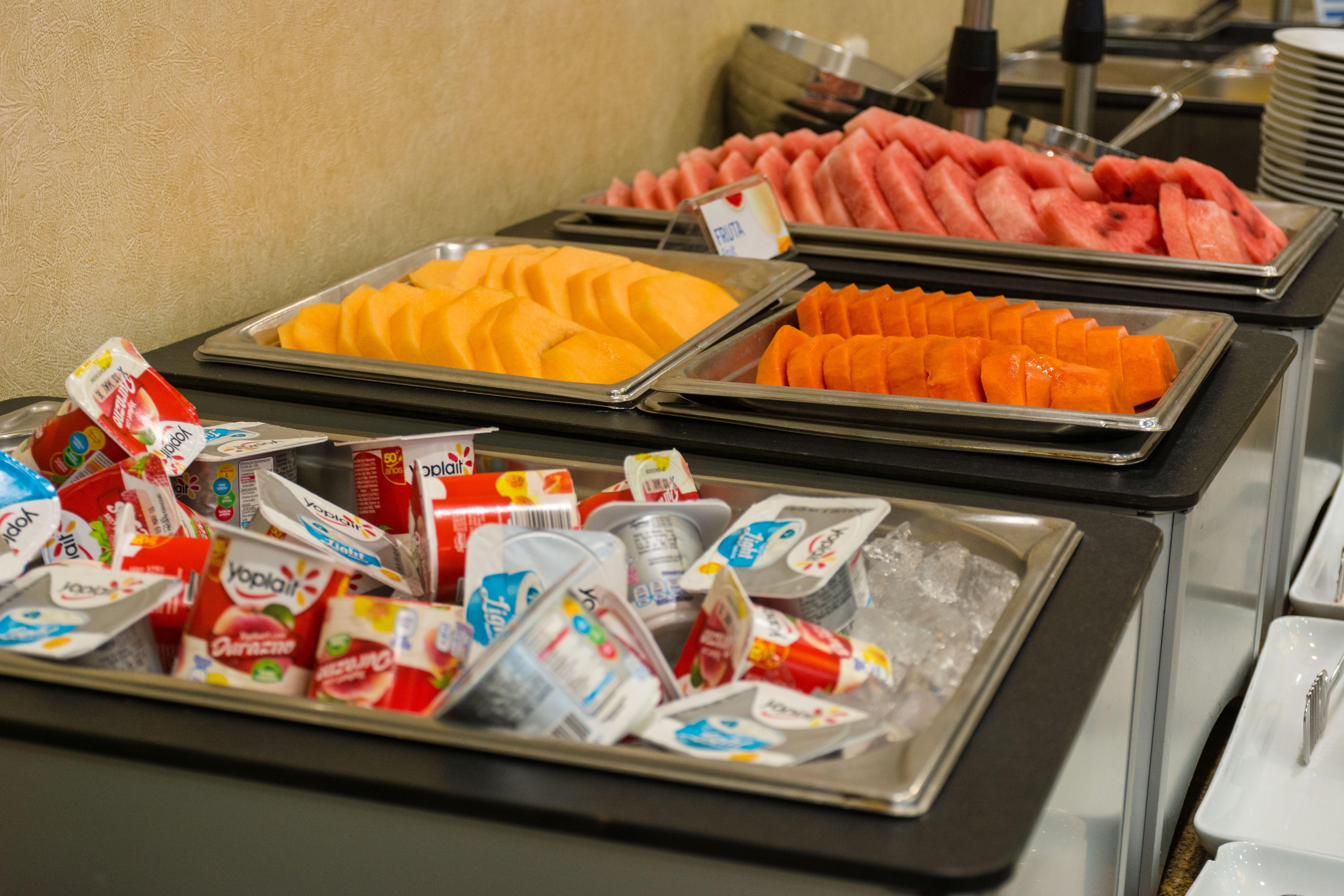 Holiday Inn Express Saltillo Zona Aeropuerto By Ihg Екстер'єр фото